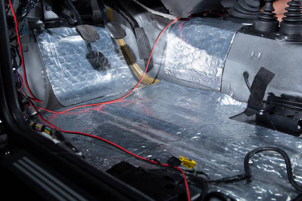 Как правильно клеить виброизоляцию в авто в багажник