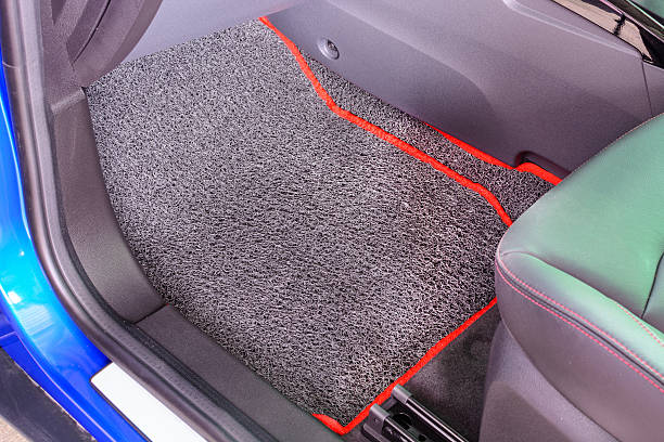 Профессиональные советы по клеению виброизоляции в автомобильном багажнике
